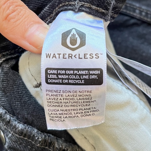 Levi’s 501 Black Button Fly Denim Shorts - Picture 7 of 9